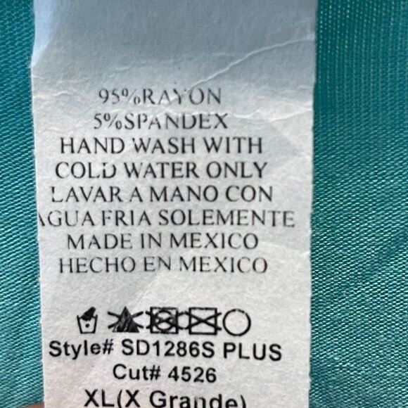 Heimish USA Aqua Tiered tank tunic  Sleeveless Top  Plus Size nwot - Picture 2 of 5